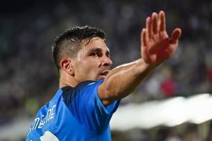 记者：小西蒙尼将与都灵签署3年合同+续约条款，转会费800万欧元